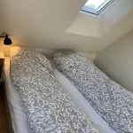 아파트 Family-friendly House With Garden And Parking Spot *