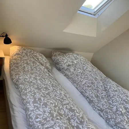 דירה Family-friendly House With Garden And Parking Spot *