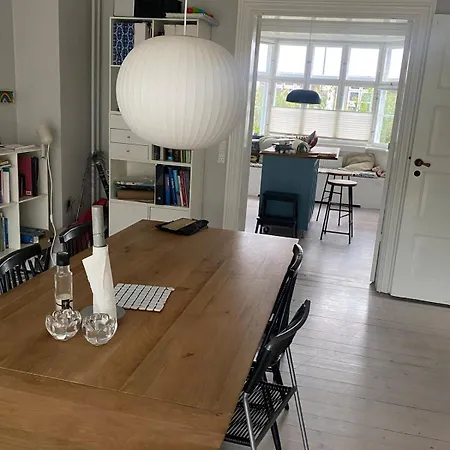 Apartament Family-friendly House With Garden And Parking Spot *