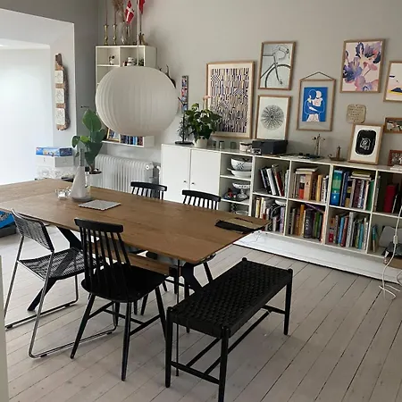 Family-friendly House With Garden And Parking Spot *